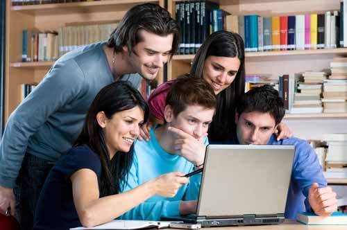 Çocuğun internet yazışmaları denetlenmeli mi?