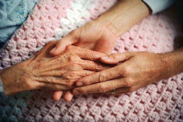 Alzheimer Hastalığında Danışma ve Destek