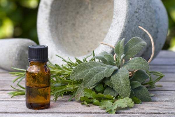 Aromaterapi Yağları ile Cilt Bakımı