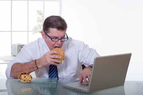 Fast Food Gıdalar Depresyon Riskini Artırıyor