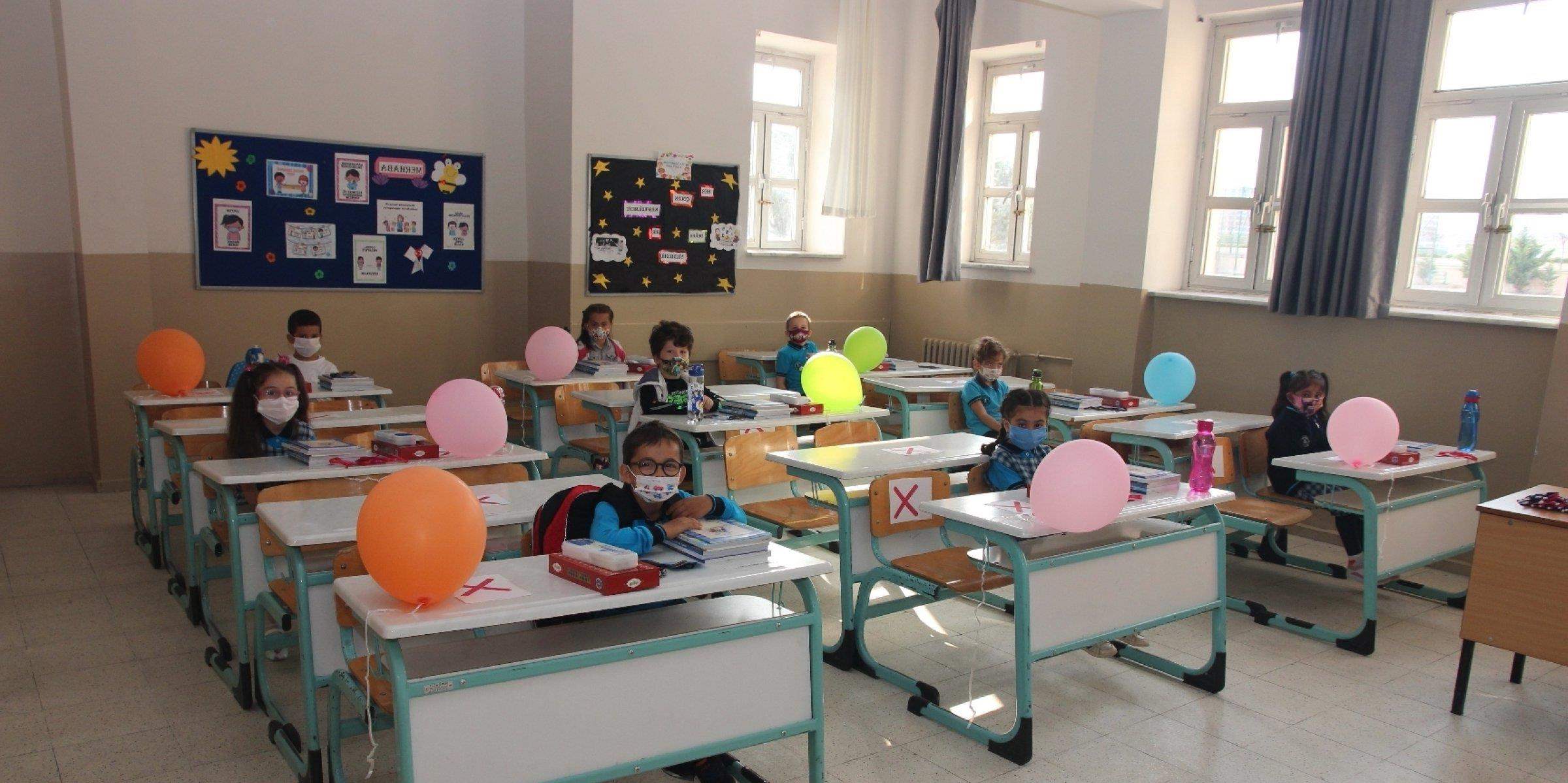 Koronavirüs Salgınında Okula Dönüş Güvenli mi?