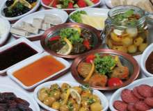 Erkekler kilo vermek için kahvaltıda neler yemeli? Erkekler kilo vermek için kahvaltıda neler yemeli?