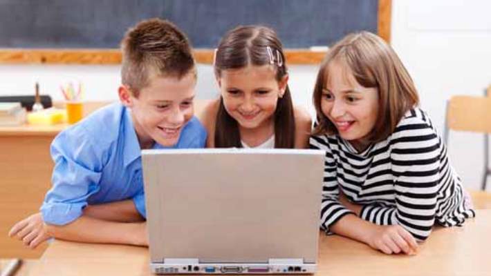 Cocuklarda Internet Bagimliligi Gelisme Riski Fazla Midir Hemen Saglik