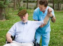 Alzheimer Hastalığında Bakıcının Rolü Alzheimer Hastalığında Bakıcının Rolü