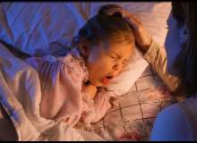 Krup veya Boğmacadan (Pertussis) Kaynaklanan Öksürük Nöbeti Nasıl Rahatlatılır? Krup veya Boğmacadan (Pertussis) Kaynaklanan Öksürük Nöbeti Nasıl Rahatlatılır?