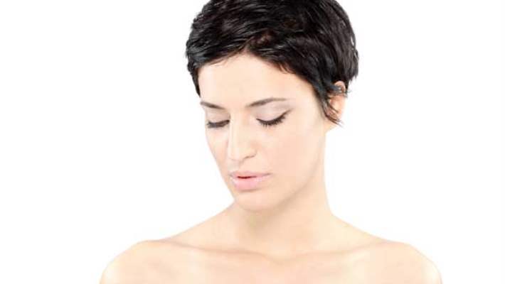 Kısa Saç Sizi Hayal Kırıklığına Mı Uğratıyor? Saçınızın Uzaması İçin Saç Bakım Önerileri!