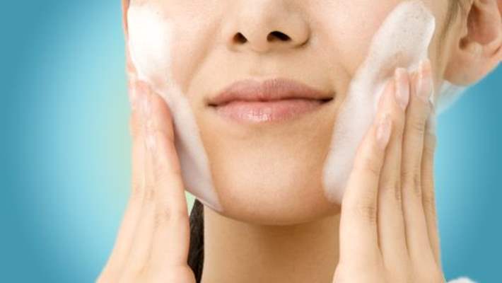 Farklı Cilt Tipleri İçin Yüz Maskeleri
