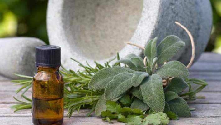 Susam Tohumu Yağı Gözenekleri Açar