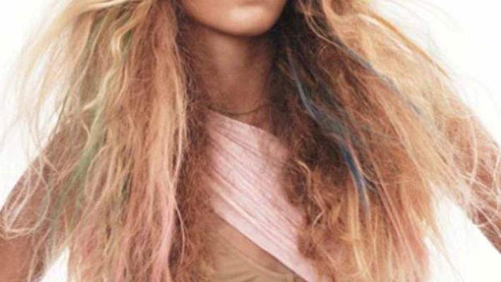 Saçlarımın Uzun Olmasını İstiyorum