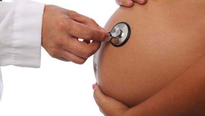 Hamilelikte Yaşanan Enfeksiyonlar Bebeğe Zarar Verir Mi?