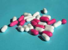 Gebelikte yanlış ilaç kullanımı bebeğe ne tür zararlar verir? Gebelikte yanlış ilaç kullanımı bebeğe ne tür zararlar verir?