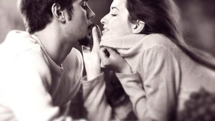 Evli Kadınların Mastürbasyon Yapması Hastalıklı Bir Durum Mudur?