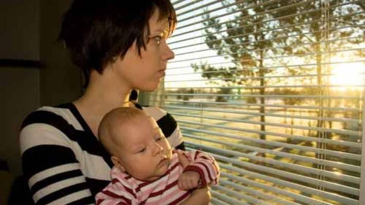 Kadınlarda Doğum Sonrası Depresyonun Nedeni Eşler