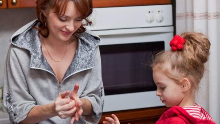 Anne Sevgisi Görmeyen Çocuklar Obez Olabiliyor