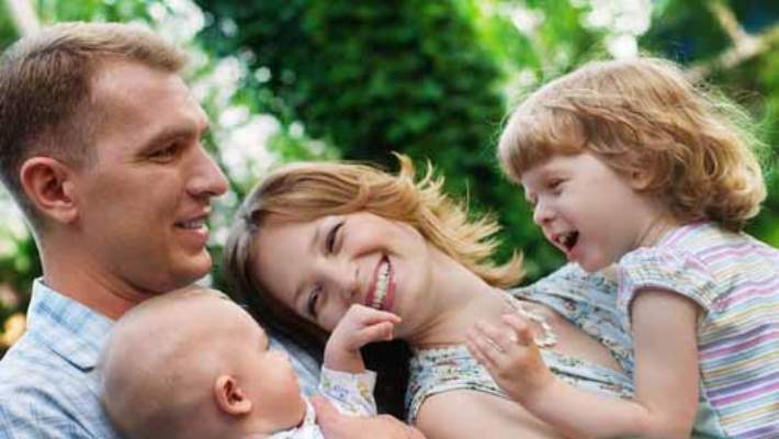 Bebeğin Zeka Gelişiminin Normal Seyredip Seyretmediği Nasıl Anlaşılır?