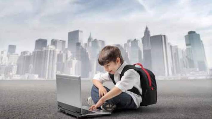 Çocuklar İnternete Kaç Yaşında Girmelidirler?