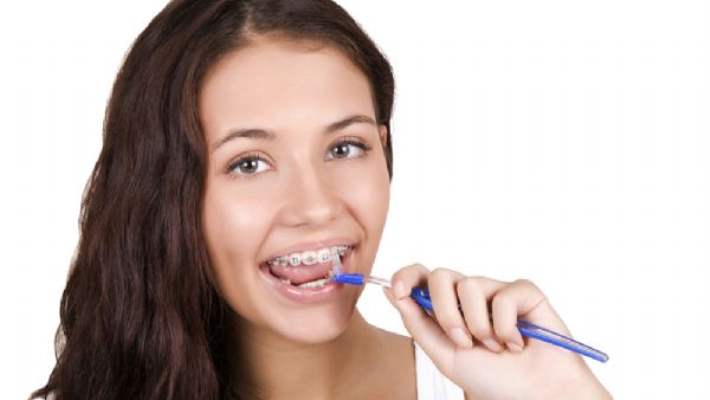 Diş Fırçası Ne Tür Kıllardan Yapılmış Olmalıdır?