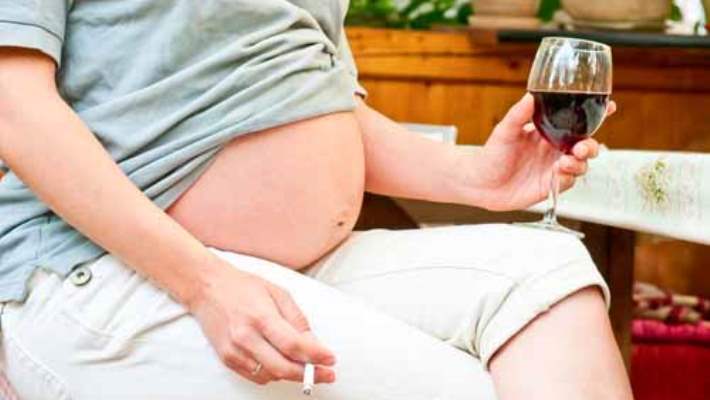 Sigara Dna Sına Zarar Verebilir