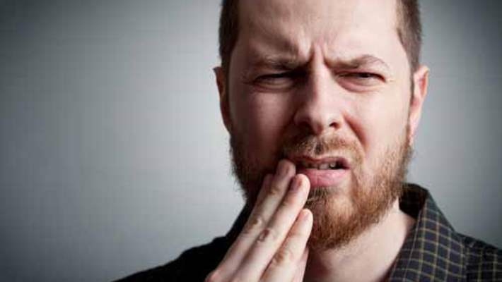 Diş Ağrısı İle Birlikte Görülen Şişmenin Nedenleri Nelerdir?