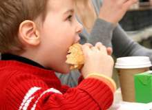 Fast Food Çocuklarda Astımı Artırıyor Fast Food Çocuklarda Astımı Artırıyor