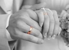 Mutlu evliliklerin ardındaki sır: Eşinizle aynı takımın oyuncusu olduğunuzu unutmayın! Mutlu evliliklerin ardındaki sır: Eşinizle aynı takımın oyuncusu olduğunuzu unutmayın!