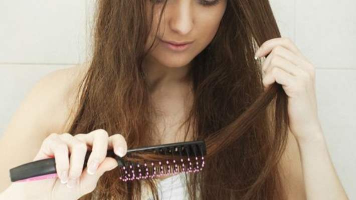 Saç Dökülmesine Neden Olan Hastalıklar