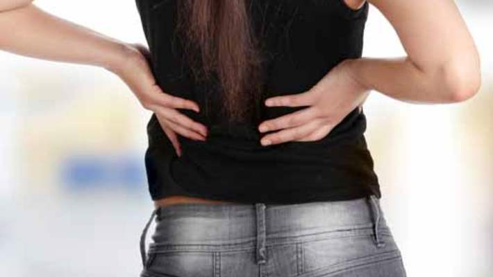 Kadınlarda Boy Kaybı Omurga Kırığı Belirtisi Olabilir
