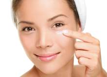 Topikal C Vitamini Uygulaması Topikal C Vitamini Uygulaması