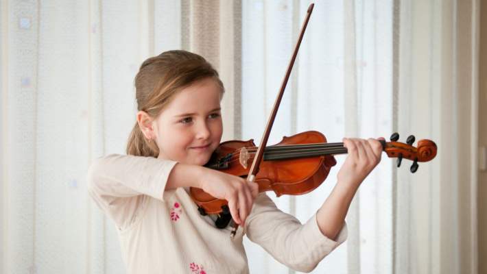 Çocuklukta Müzik Eğitimi Yetişkinlikte Beyni Güçlendiriyor
