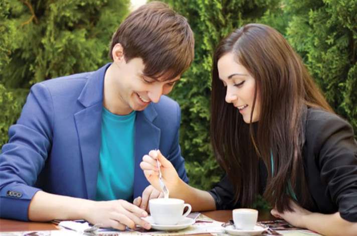 Общение со скромной девчонкой Общение со скромной девчонкой